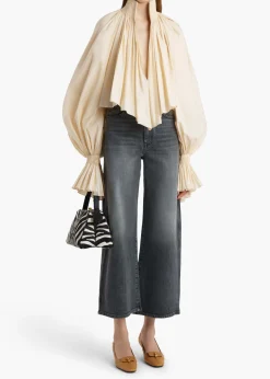 Delina Jean in|Khaite Online