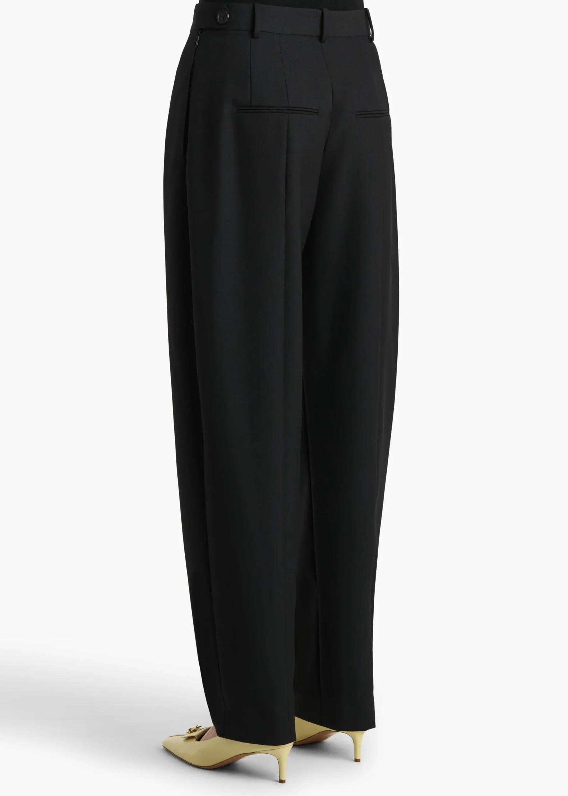 Jude Pant in|Khaite Online