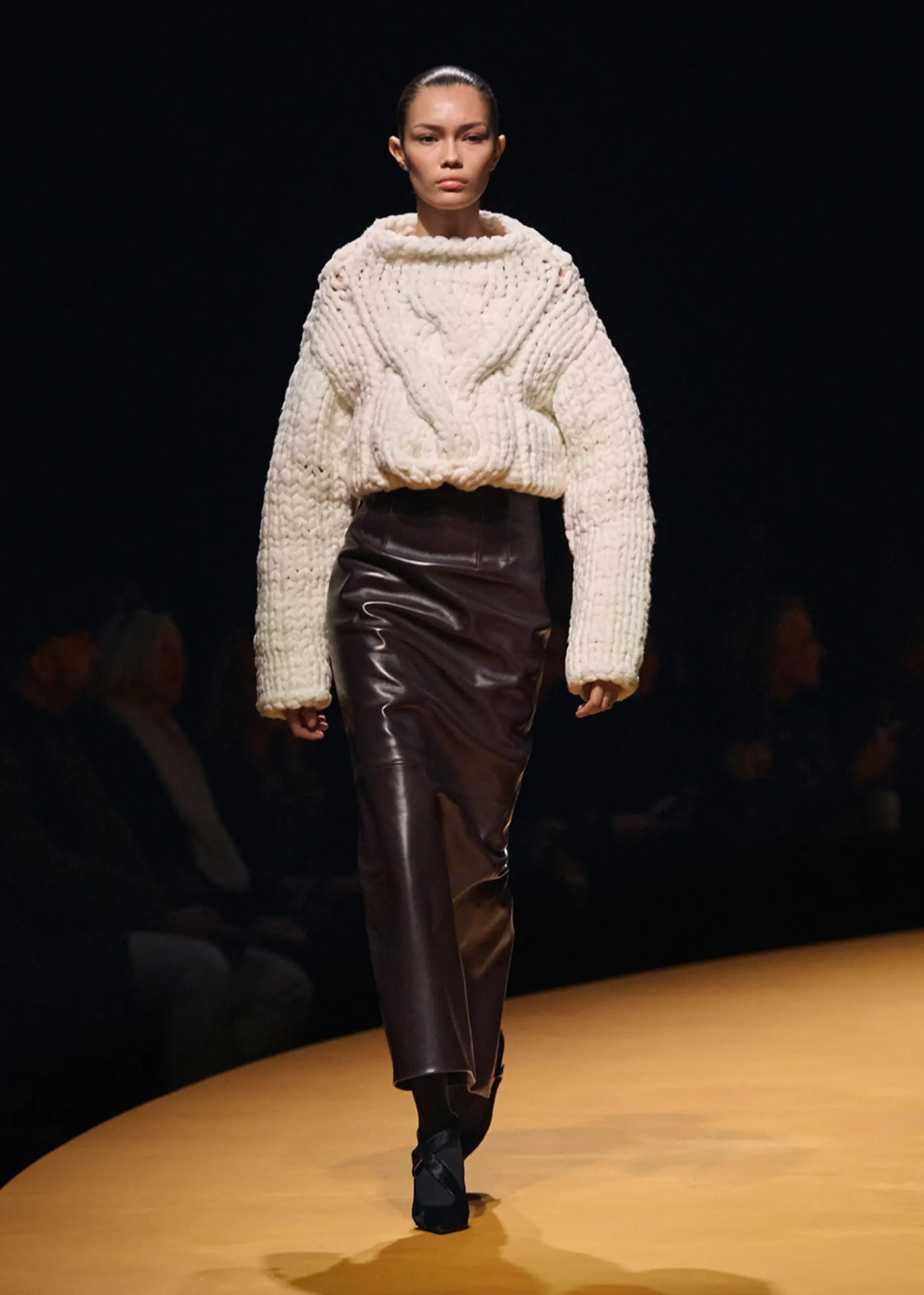 Loxley Skirt in|Khaite Hot