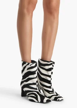 Ona Ankle Boot in|Khaite New