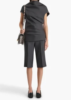 Raelle Short in|Khaite