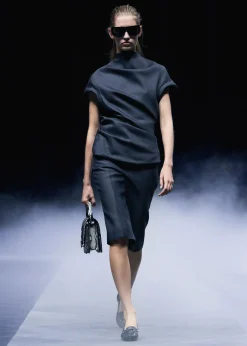 Raelle Short in|Khaite
